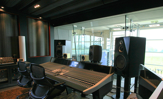 akustik stüdyo camı