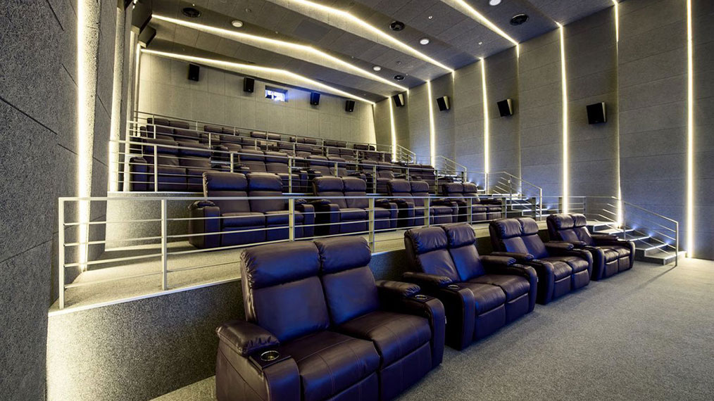 sinema salonu akustik ses yalıtımı